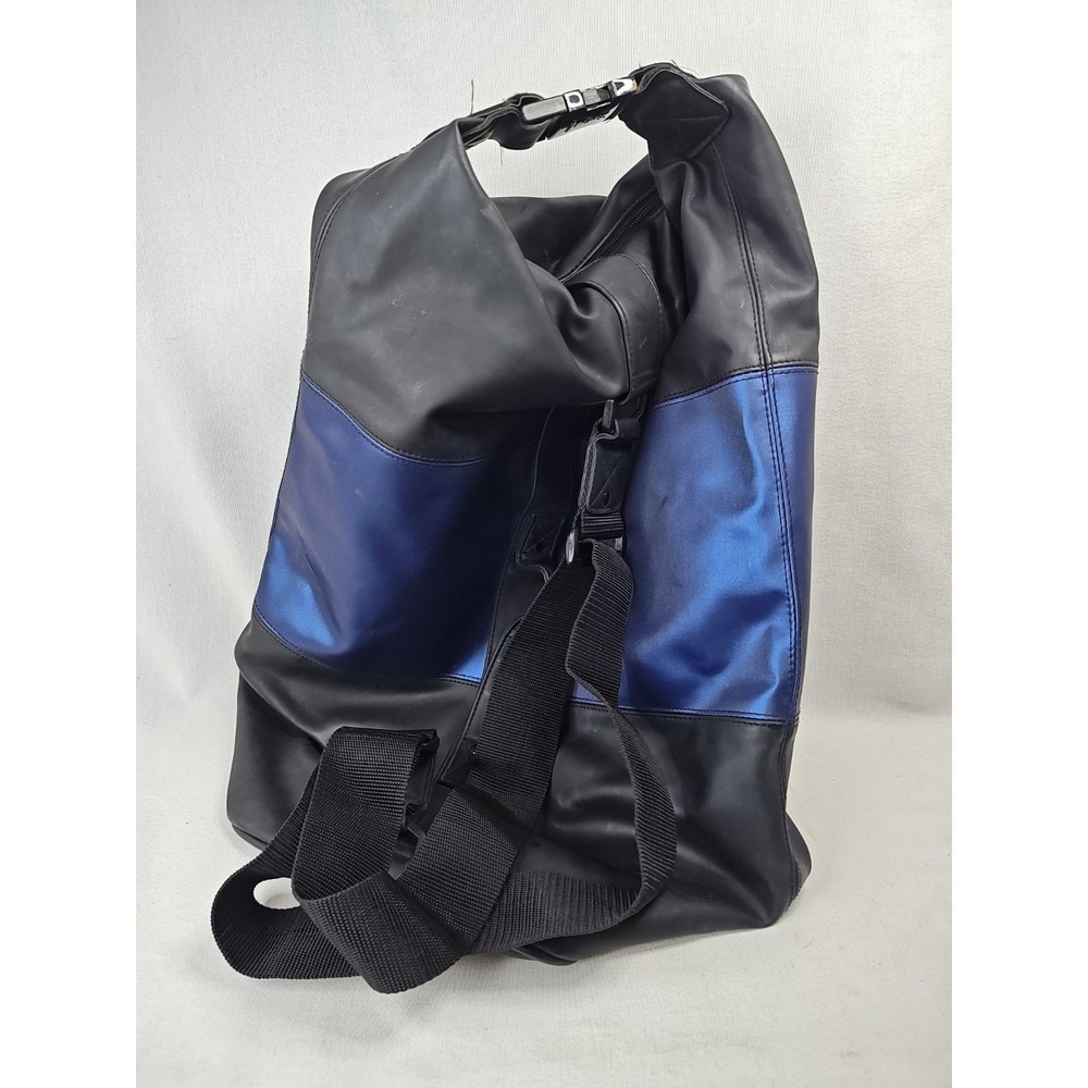 YSL "The Adventurer" Backpack Made exclusively for YSL Parfum Black Blue Vintage
